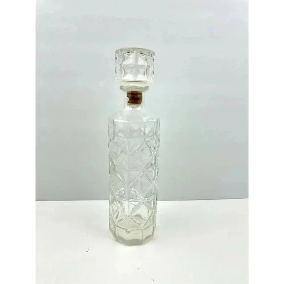 VTG Cut Glass Decanter Liquor Wine Bottle Diamond Pattern 11.5" Elegant MCM - Picture 13 of 14